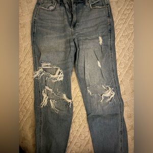 hollister medium washed ripped jeans